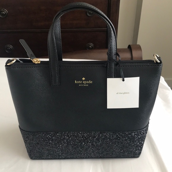kate spade Handbags - Kate Spade Purse Brand New!